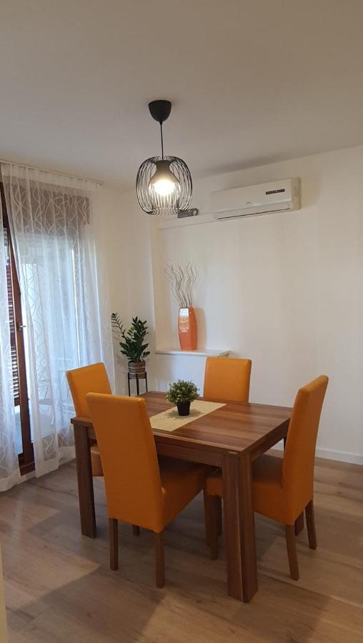 Apartman Lili Spalato Esterno foto